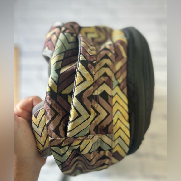 L.L. Bean Quad Explorer Backpack. Great for Outdoors, office, school or travel. - Picture 6 of 12